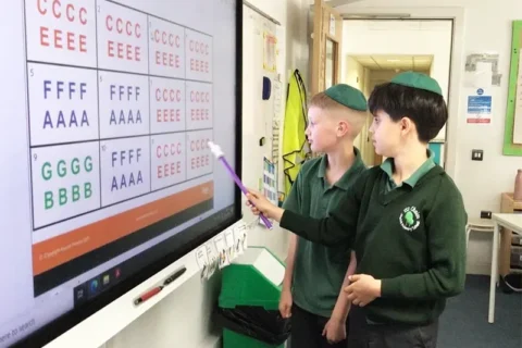 Students of Mill Hill's Etz Chaim